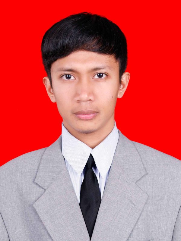 4x6-200-KB-scaled-600x800 Profil Guru